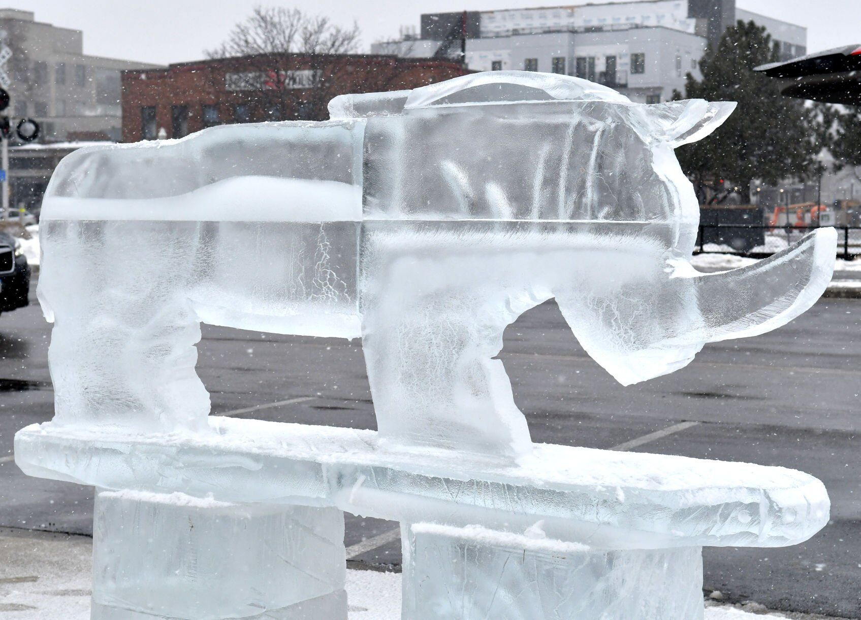 011422-qc-nws-icestravaganza-103